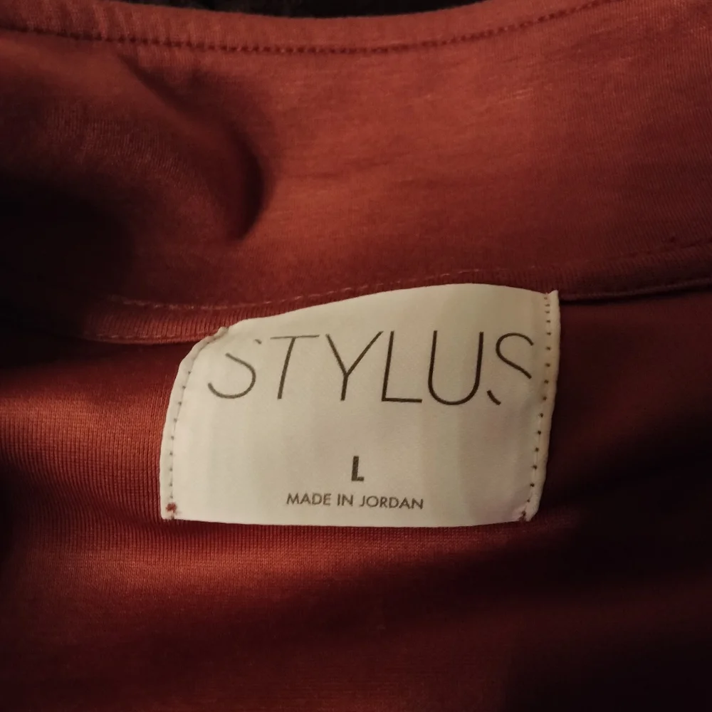 Stylus - Picture 2 of 3